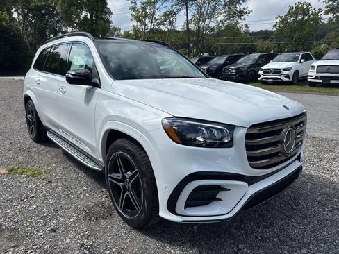Used 2026 Mercedes-Benz GLS 450 4MATIC image 1