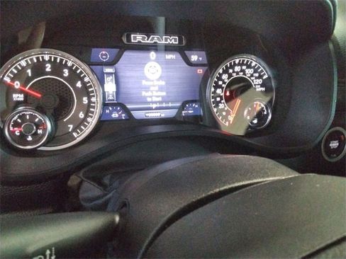 Used 2025 RAM 1500 Laramie image 26