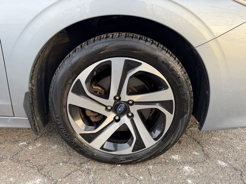 Used 2022 Subaru Legacy Limited XT image 12