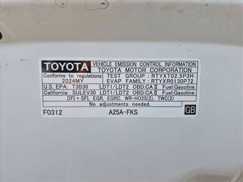 Used 2024 Toyota RAV4 XLE FWD image 25