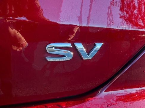 Used 2023 Nissan Kicks SV image 7