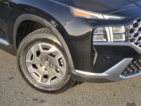Used 2023 Hyundai Santa Fe Blue image 2
