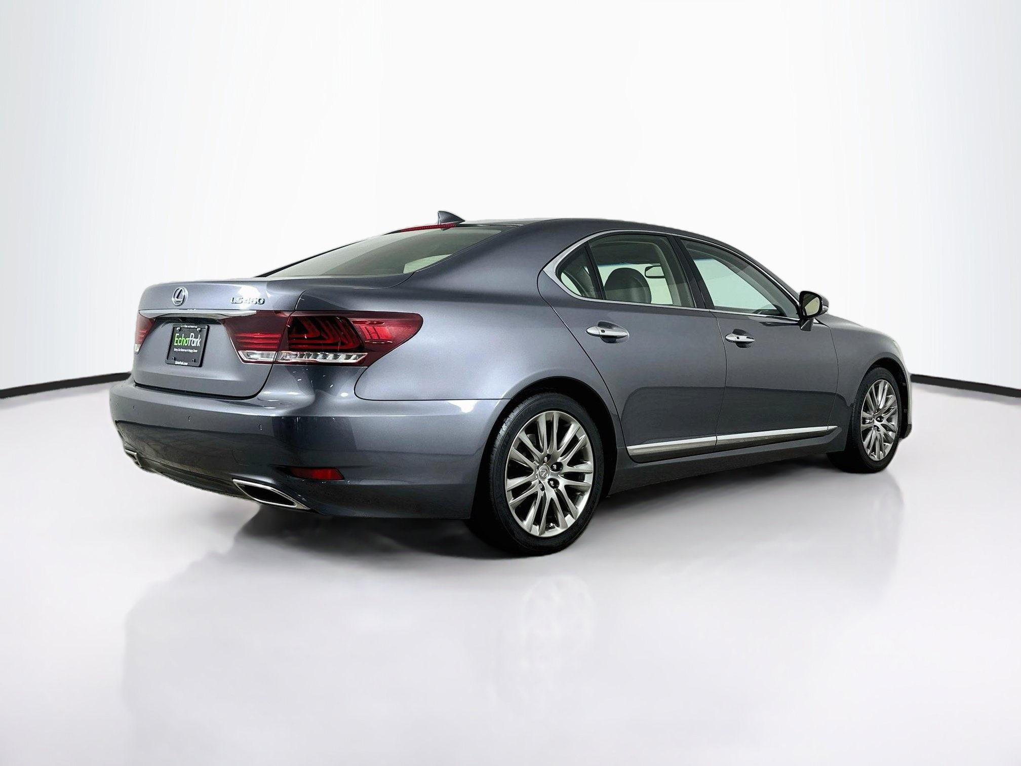Used 2016 Lexus LS 460 w/ Comfort Package RWD image 9