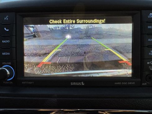 Used 2012 Chrysler Town & Country Touring image 24