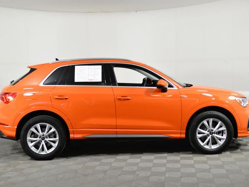 Used 2025 Audi Q3 2.0T Premium w/ Convenience Package image 7