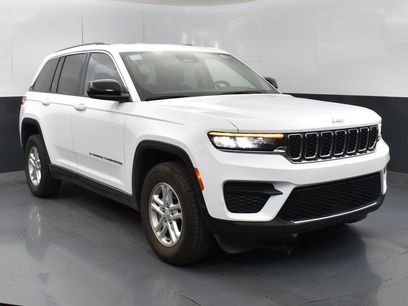 Used 2023 Jeep Grand Cherokee Laredo