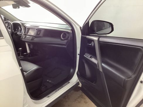 Used 2017 Toyota RAV4 Platinum w/ All Weather Liner Package AWD/4WD image 17