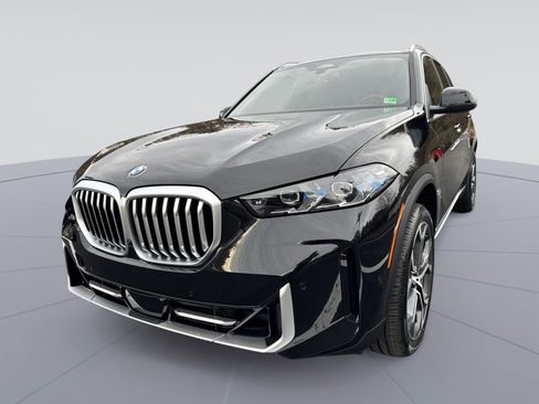 New 2026 BMW X5 xDrive40i w/ Climate Comfort Package image 5