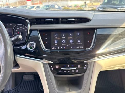 Used 2023 Cadillac XT6 Premium Luxury w/ Technology Package image 19
