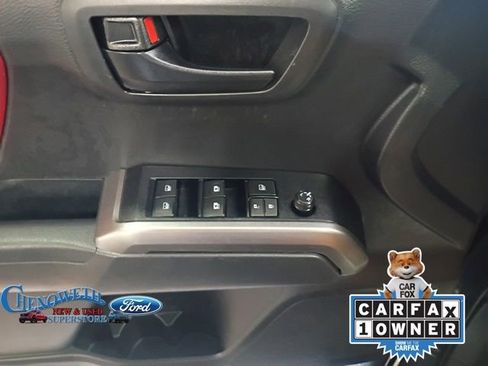 Used 2023 Toyota Tacoma SR5 image 12