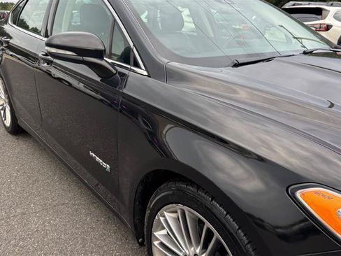 Used 2013 Ford Fusion SE FWD image 24