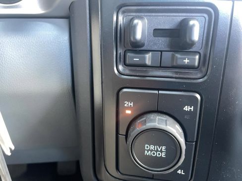 Used 2024 Ford F550 4x4 Regular Cab Super Duty image 22