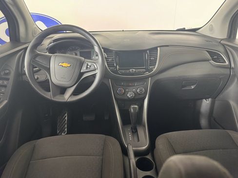 Used 2018 Chevrolet Trax LS image 30