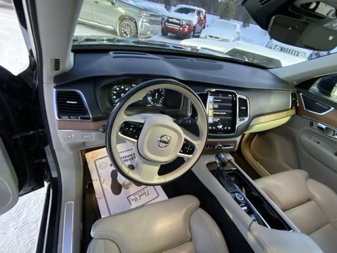 Used 2017 Volvo XC90 T6 Inscription w/ Vision Package image 10
