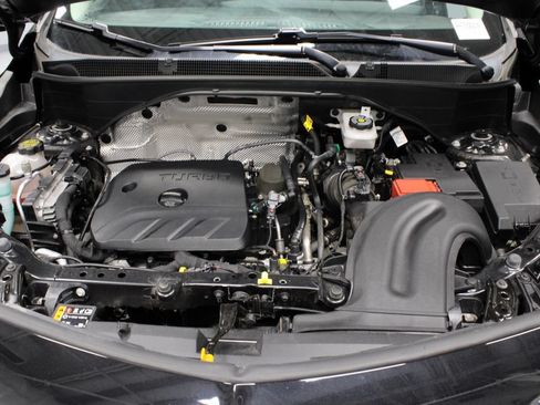 Used 2024 Buick Encore GX Sport Touring w/ Advanced Technology Package AWD/4WD image 16