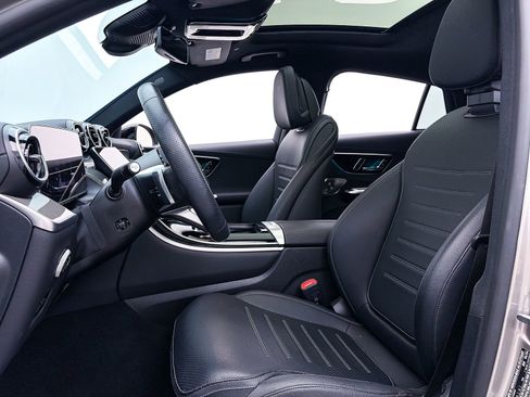 Used 2024 Mercedes-Benz GLC 300 4MATIC w/ AMG Line image 20