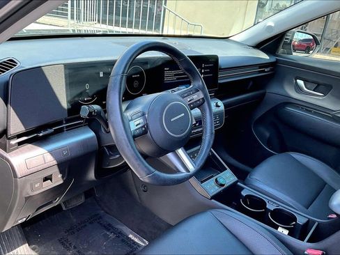 Certified 2024 Hyundai Kona Limited FWD image 9