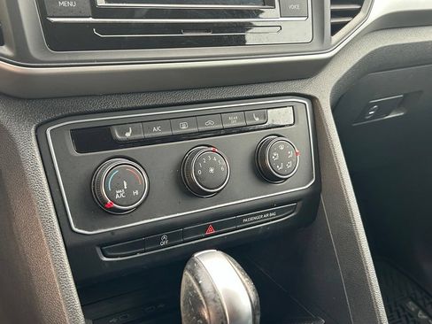 Used 2022 Volkswagen Atlas SE FWD image 19