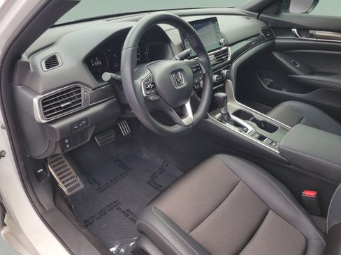 Used 2022 Honda Accord Sport image 18