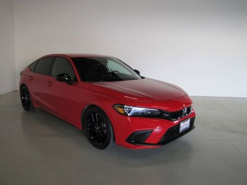 Certified 2024 Honda Civic Sport image 3