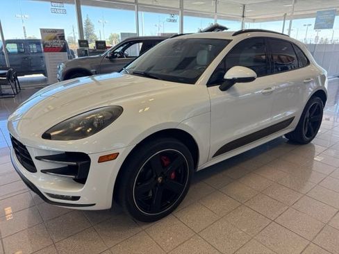 Used 2016 Porsche Macan Turbo AWD/4WD image 6