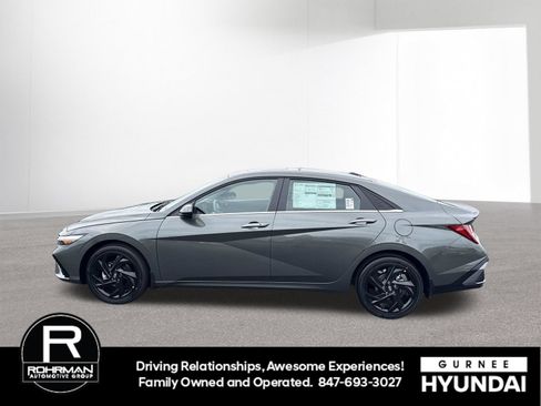 New 2026 Hyundai Elantra SEL Sport Premium FWD image 6