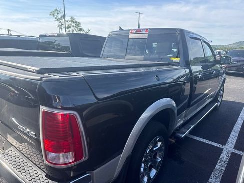 Used 2016 RAM 1500 Laramie w/ Cold Weather Group AWD/4WD image 7