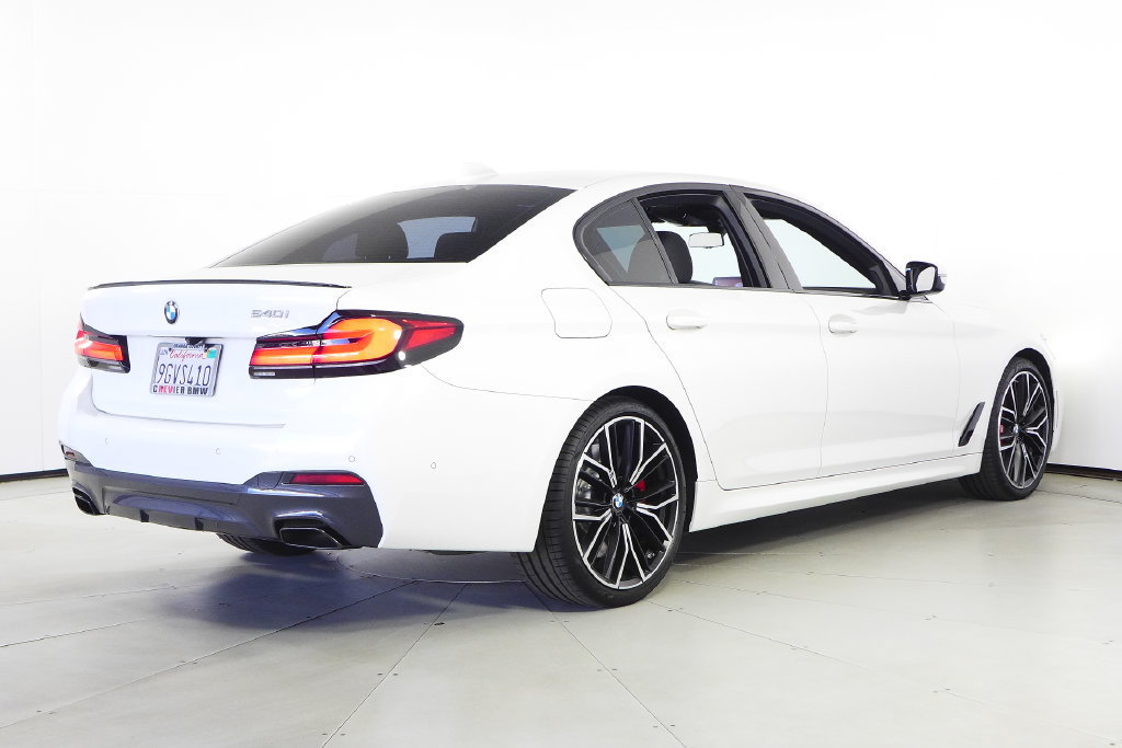 Certified 2023 BMW 540i w/ M Sport Package RWD image 7