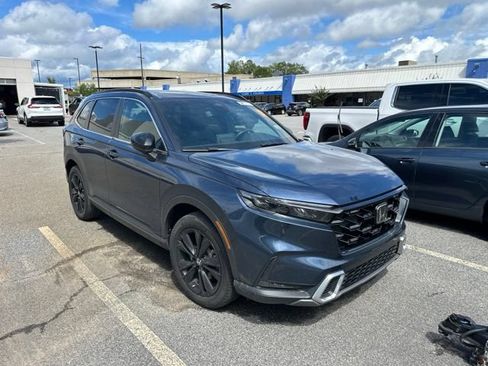 Used 2023 Honda CR-V Sport Touring image 2