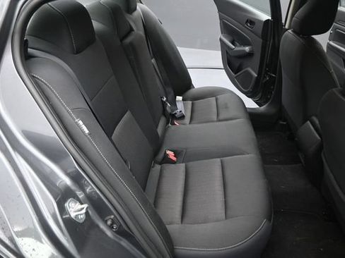 Used 2024 Nissan Altima 2.5 SV FWD image 16