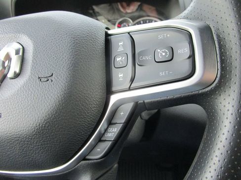 New 2026 RAM 3500 Tradesman AWD/4WD image 37