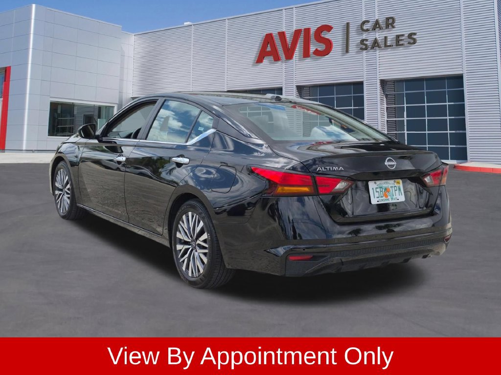 Used 2025 Nissan Altima 2.5 SV FWD image 9
