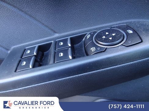 Used 2023 Ford Escape Platinum w/ Premium Technology Package FWD image 7