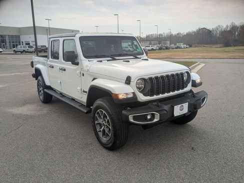 New 2026 Jeep Gladiator Sport AWD/4WD image 7