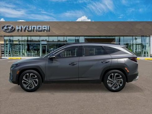 New 2026 Hyundai Tucson Limited FWD image 3