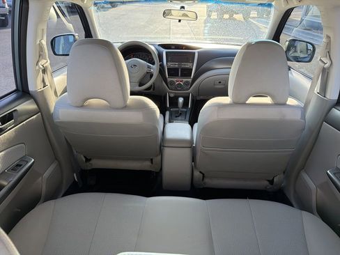 Used 2011 Subaru Forester 2.5X w/ Alloy Wheel Value Pkg image 24