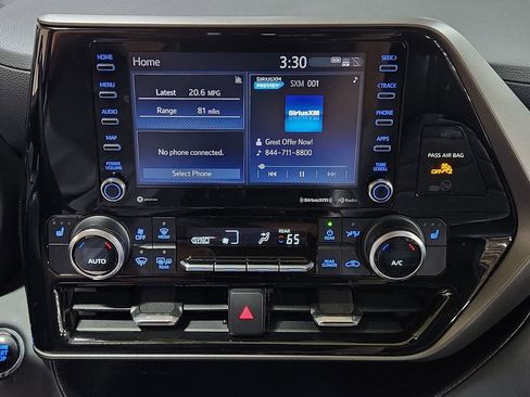 Used 2022 Toyota Highlander XLE image 35