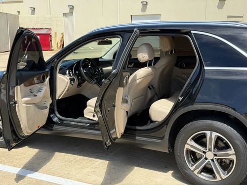 Used 2016 Mercedes-Benz GLC 300 image 11