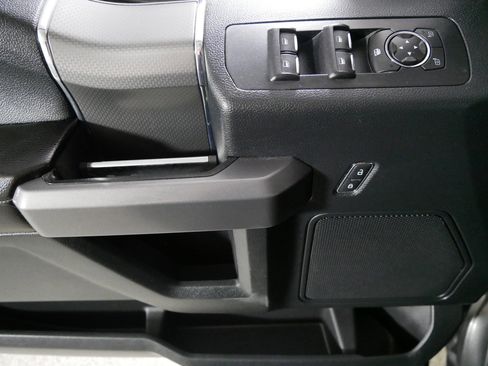 Used 2015 Ford F150 XLT w/ Equipment Group 302A Luxury image 19