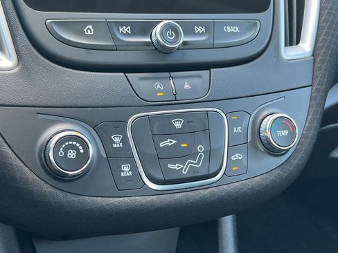 Used 2023 Chevrolet Malibu LS image 17