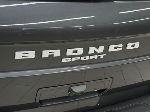 Used 2025 Ford Bronco Sport Outer Banks AWD/4WD image 35