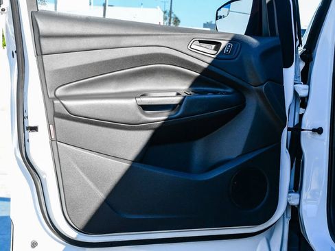 Used 2015 Ford Escape S image 23