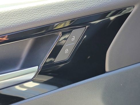 New 2026 Volkswagen Jetta SEL FWD image 13