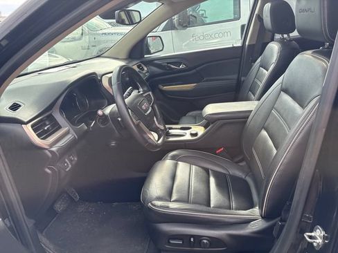 Used 2018 GMC Acadia Denali w/ Technology Package AWD/4WD image 7