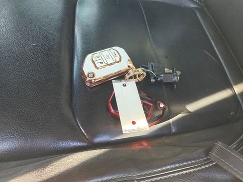 Used 2022 Jeep Gladiator Overland w/ Popular Equipment Package image 29