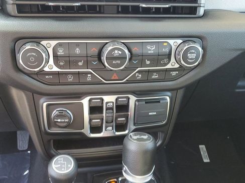 New 2025 Jeep Wrangler Sport S image 25