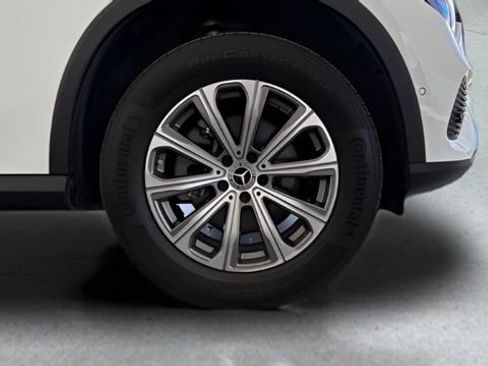 Used 2024 Mercedes-Benz GLC 300 GLC 300 image 20