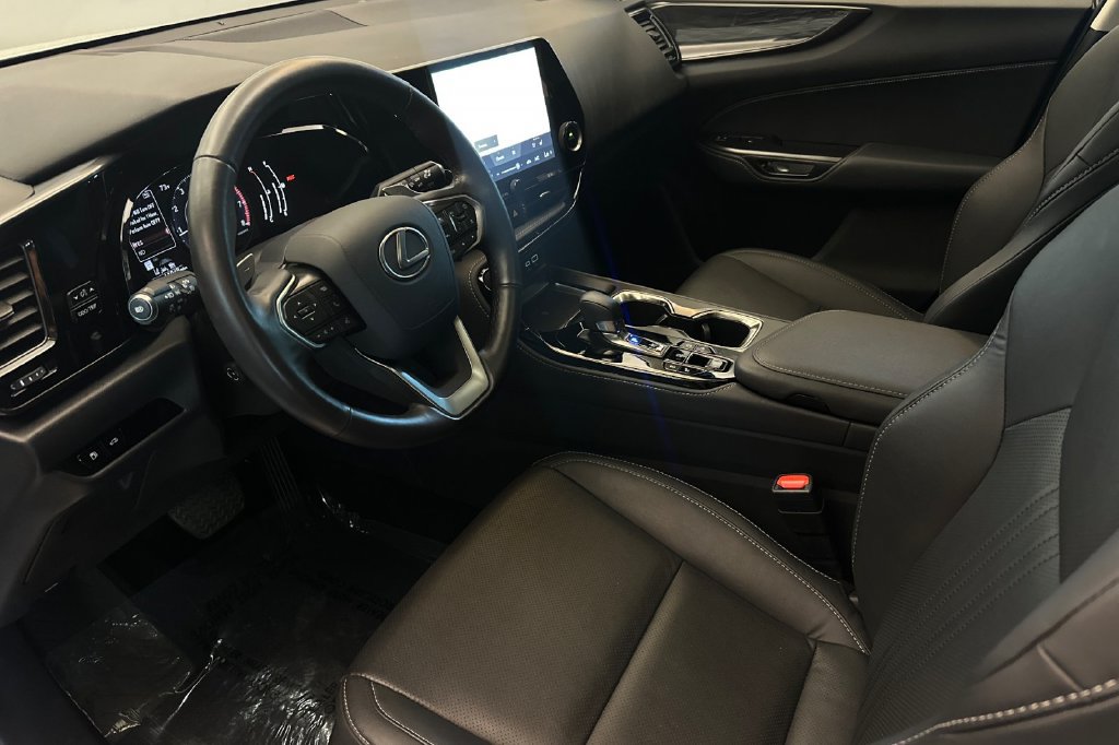 Certified 2026 Lexus NX 350 AWD w/ Accessory Package (2T) image 10