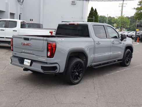 Used 2024 GMC Sierra 1500 Elevation AWD/4WD image 10