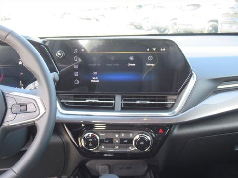 New 2026 Chevrolet Trax ACTIV w/ Driver Confidence Package FWD image 22